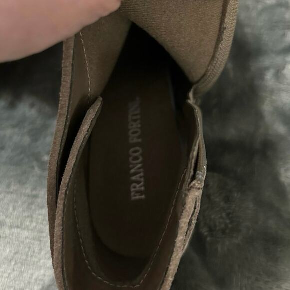 Franco Fortini Lyza brown suede stacked heel booties, Size 8 - Picture 11 of 14